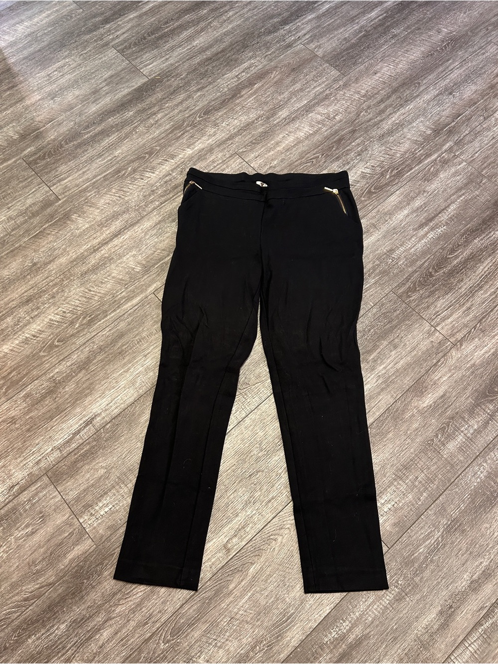 Anne Klein Black Cropped Ankle Pants with Gold Zippers